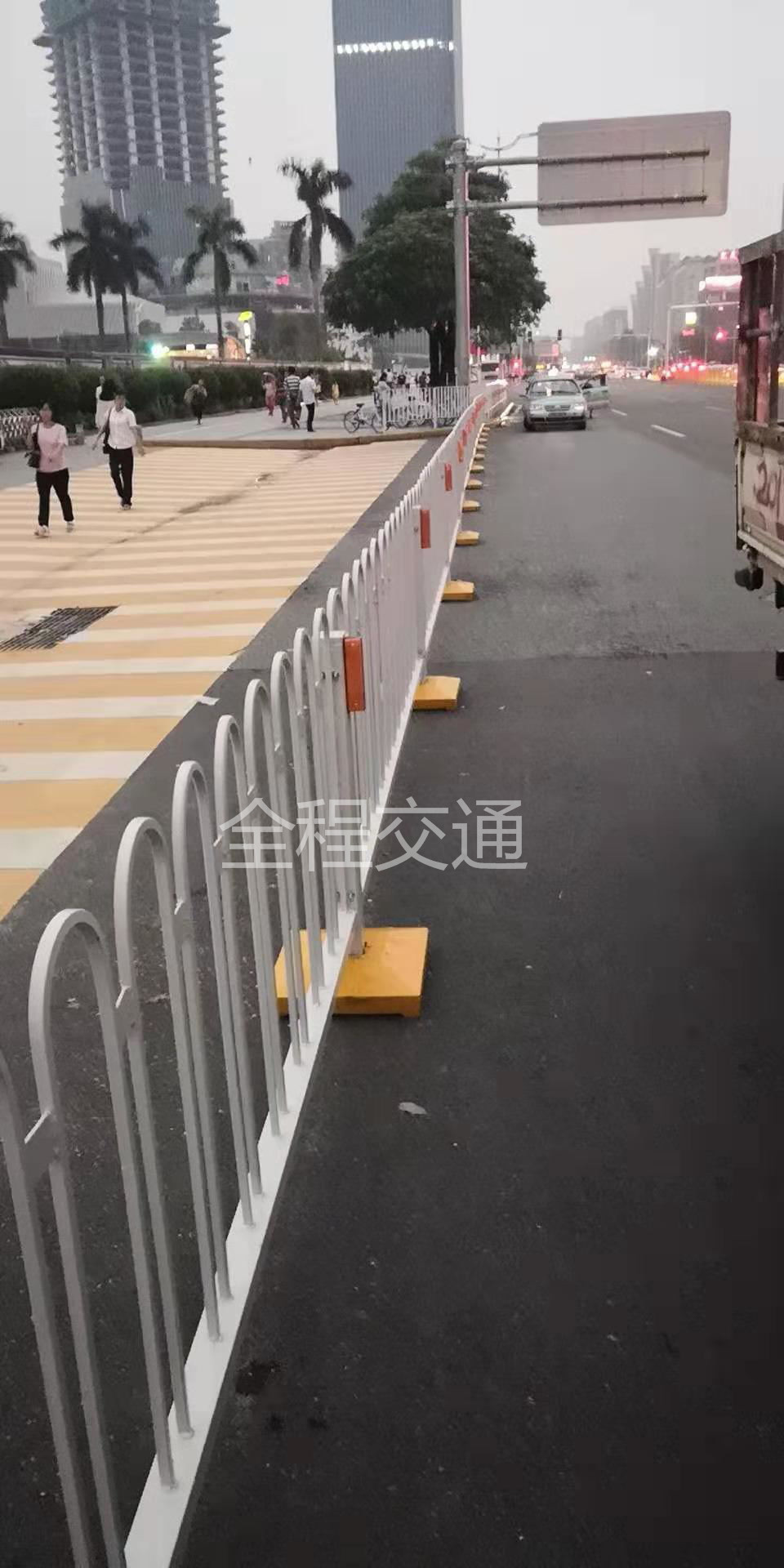 交通护栏工程7